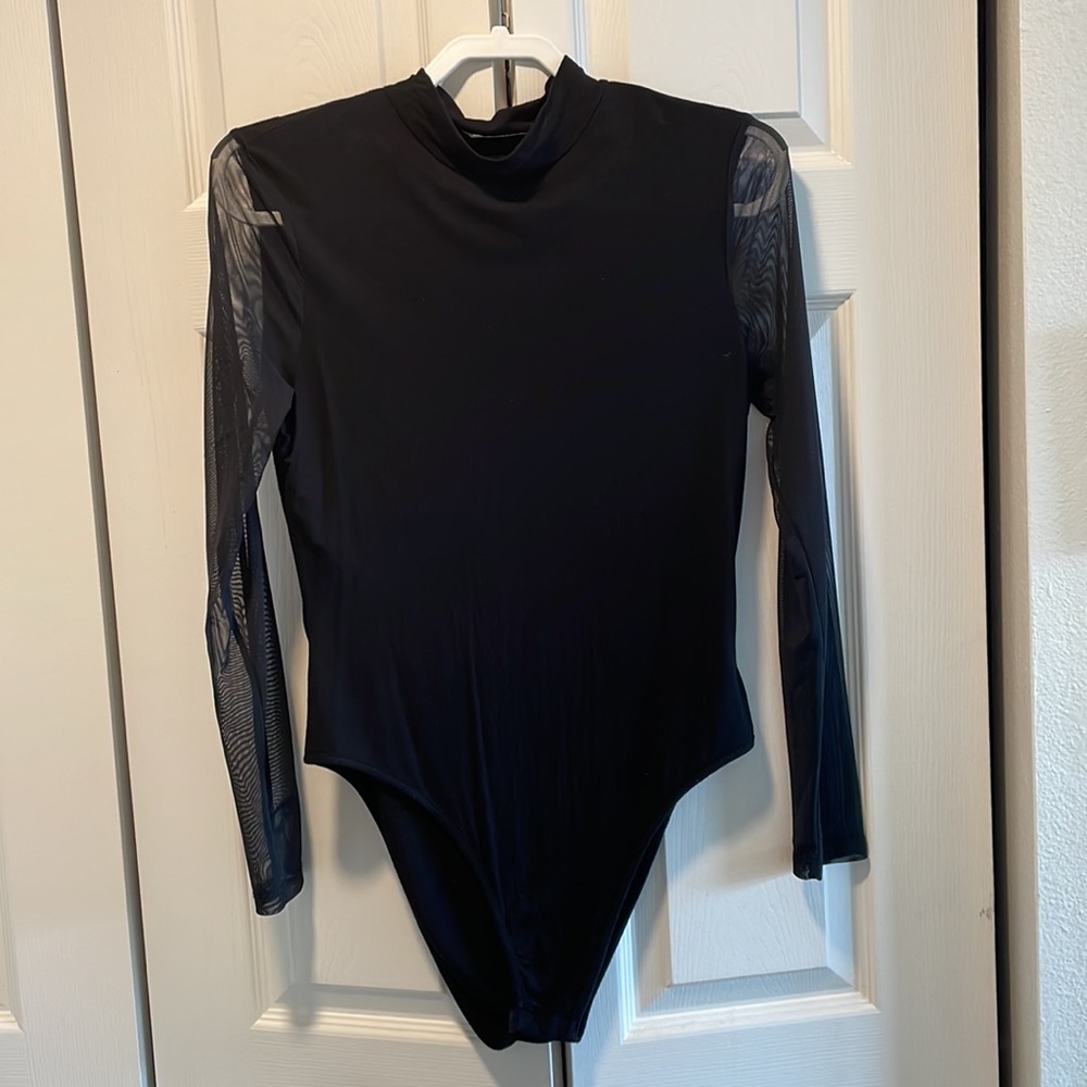 Sheer sleeved bodysuit: Size L